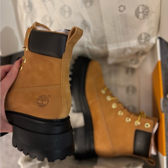 BRAND NEW! Timberland Women’s Sky 6” Lace-Up Boots 8.5 with original box! - Picture 7 of 11